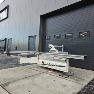 Casolin formaatzaag auto