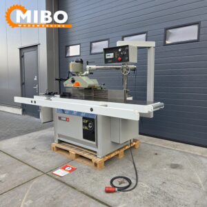 Cadadei freesmachine