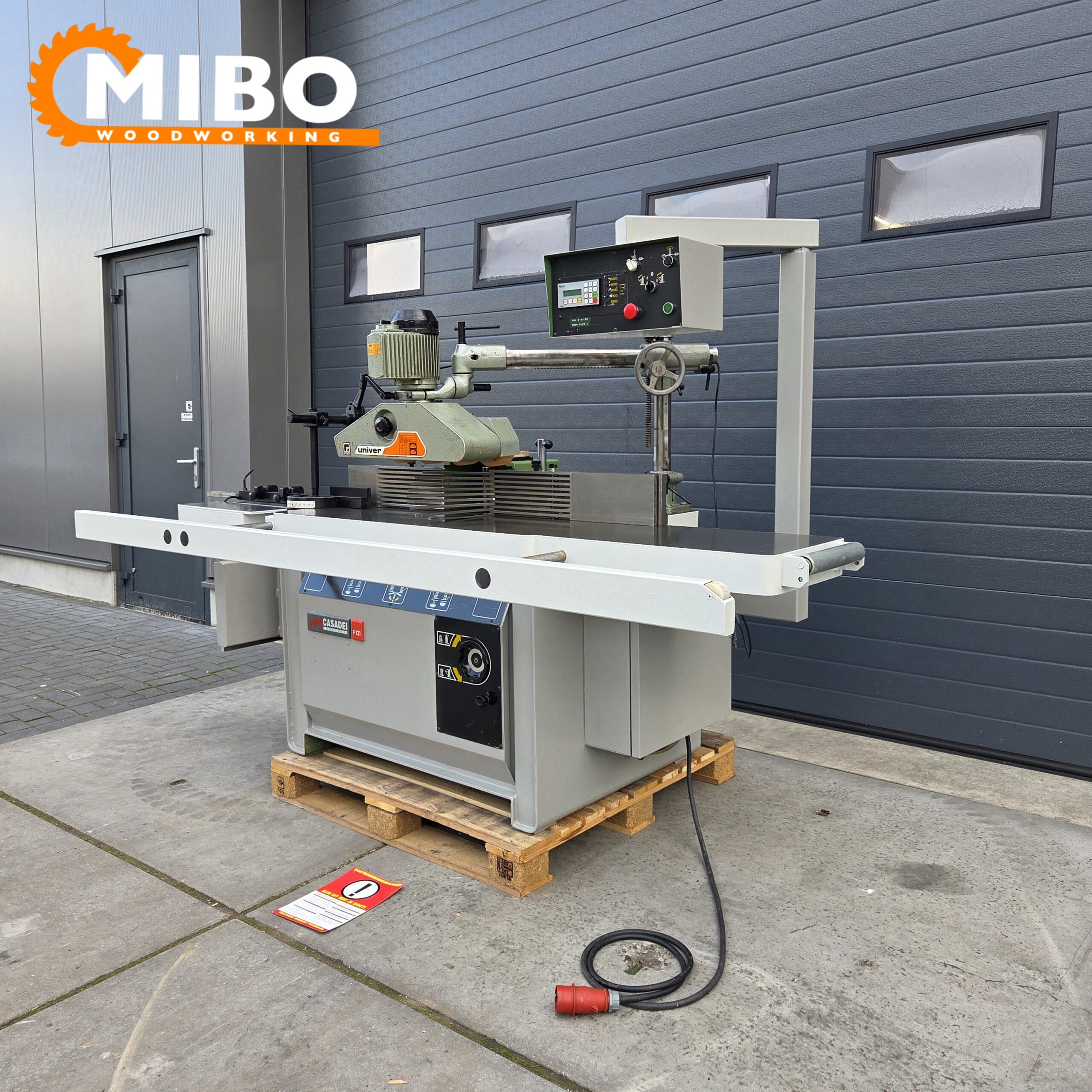 Cadadei freesmachine